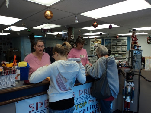 Galveston Speedy Printing Customer Service Counter